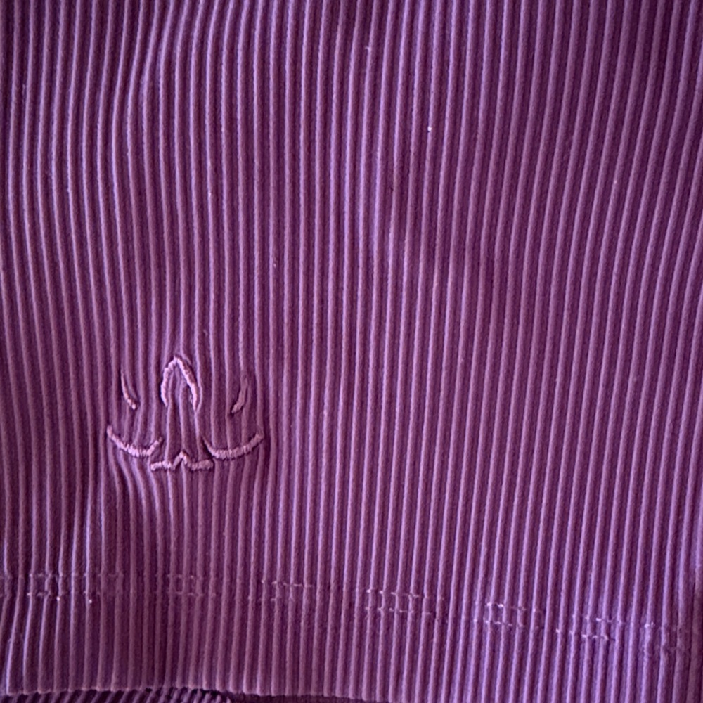 BY Refocus Ribbed Crop Tank - Picture 3 of 6